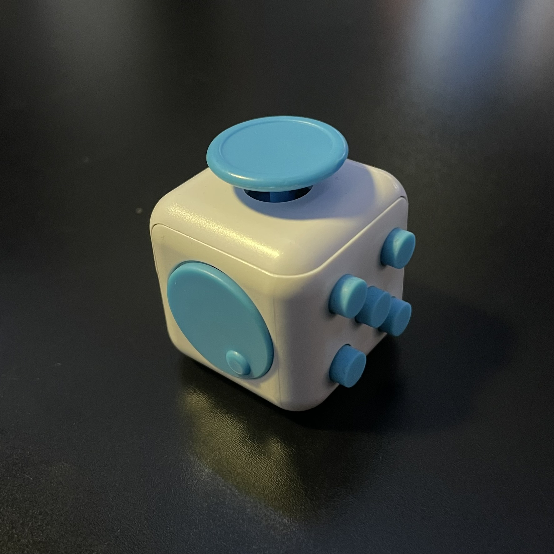Fidget cube angle 1